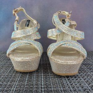 Gold/Silver sparkle strappy 4" wedge.